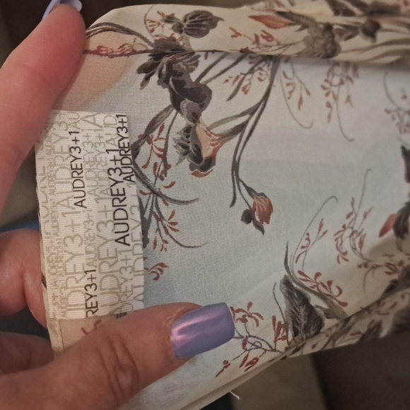 FLORAL WRAP/KIMONO - Picture 7 of 7